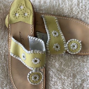 Pale yellow/white Jack Rogers Hamptons Sandals